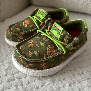 Hey Dude Kids Sneakers - Ninja Turtles size c7
